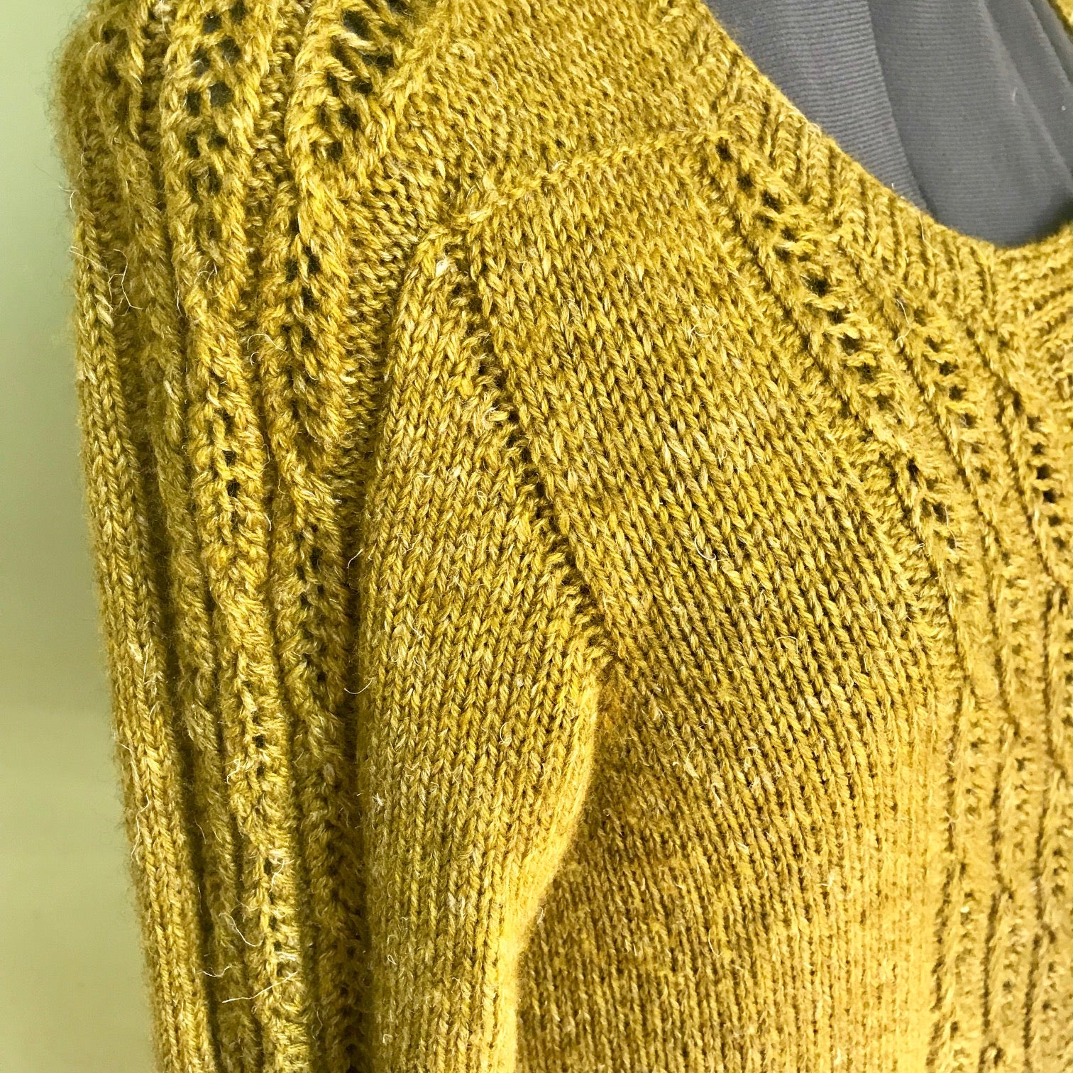Learn to Knit: Tightening Up Stitches