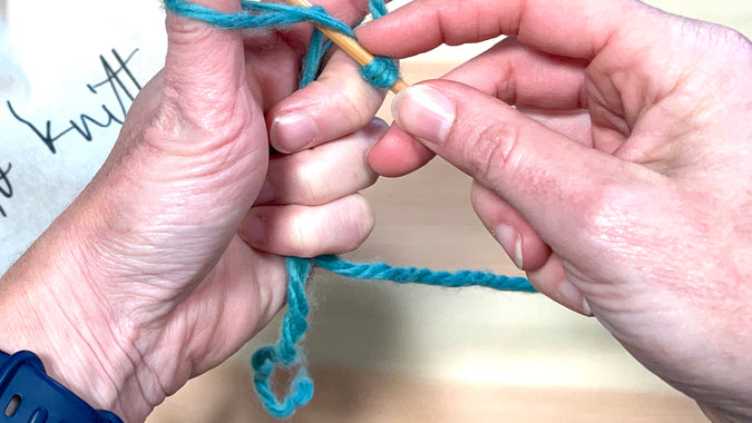 Learn to Knit: Old Norwegian Cast-On