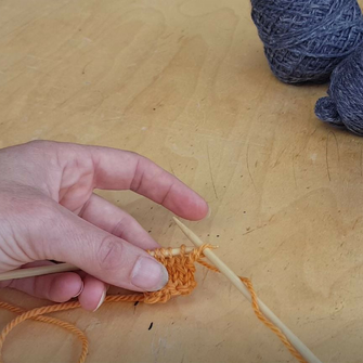 Learn to Knit: Working a Right Cross Cable without a Cable Needle