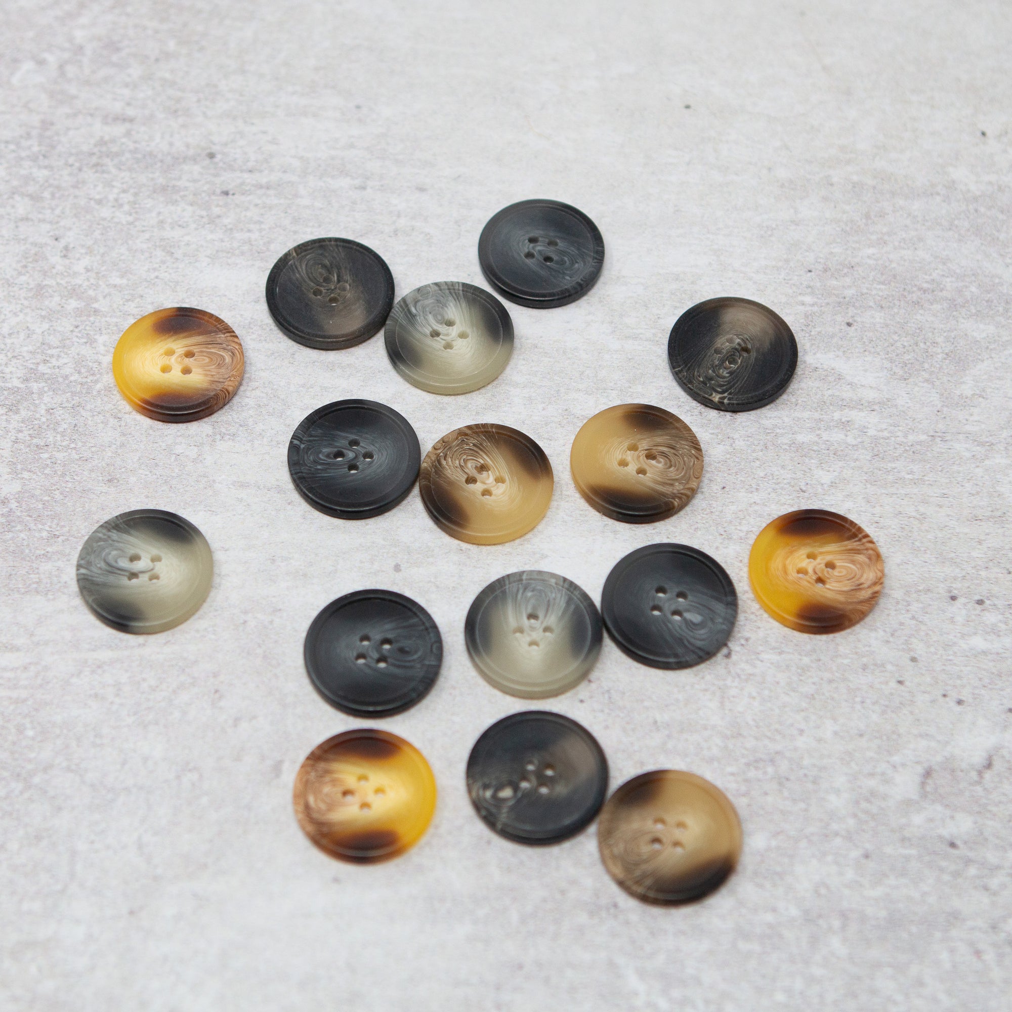 25 mm Horn Effect Buttons | Set of 10