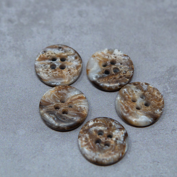 20 mm Mottled button