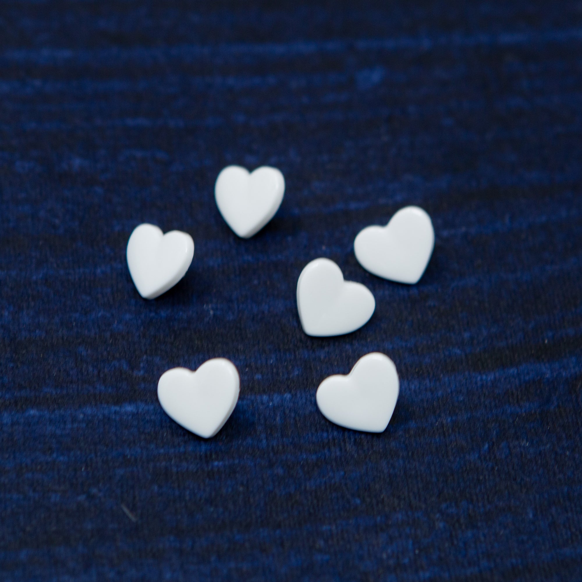 13 mm White Heart Buttons | Set of 6
