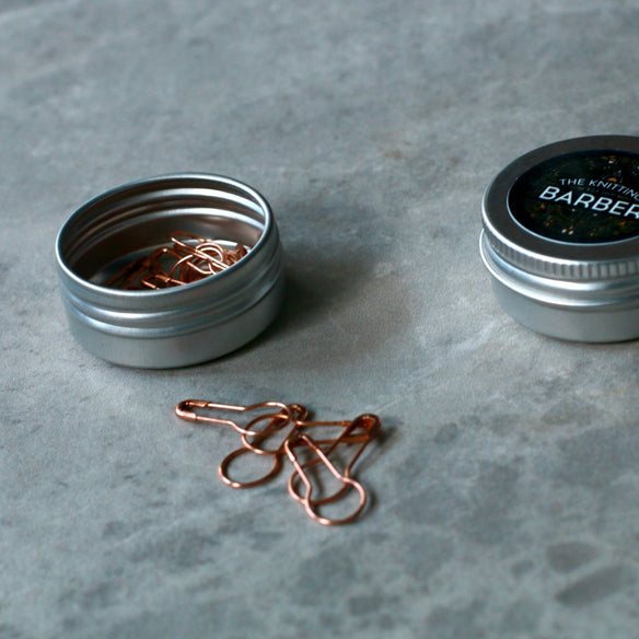 Tin of Lockable Stitch Markers