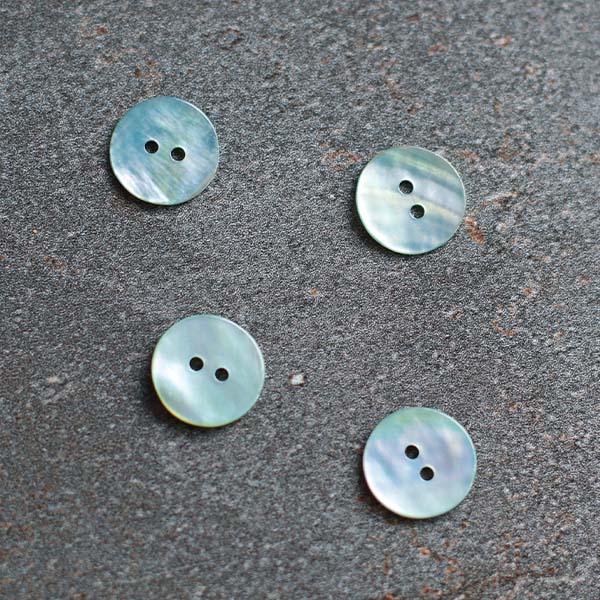 eksotisk destillation klippe 15mm Blue Mother of Pearl Button | Set of 4 - Stolen Stitches
