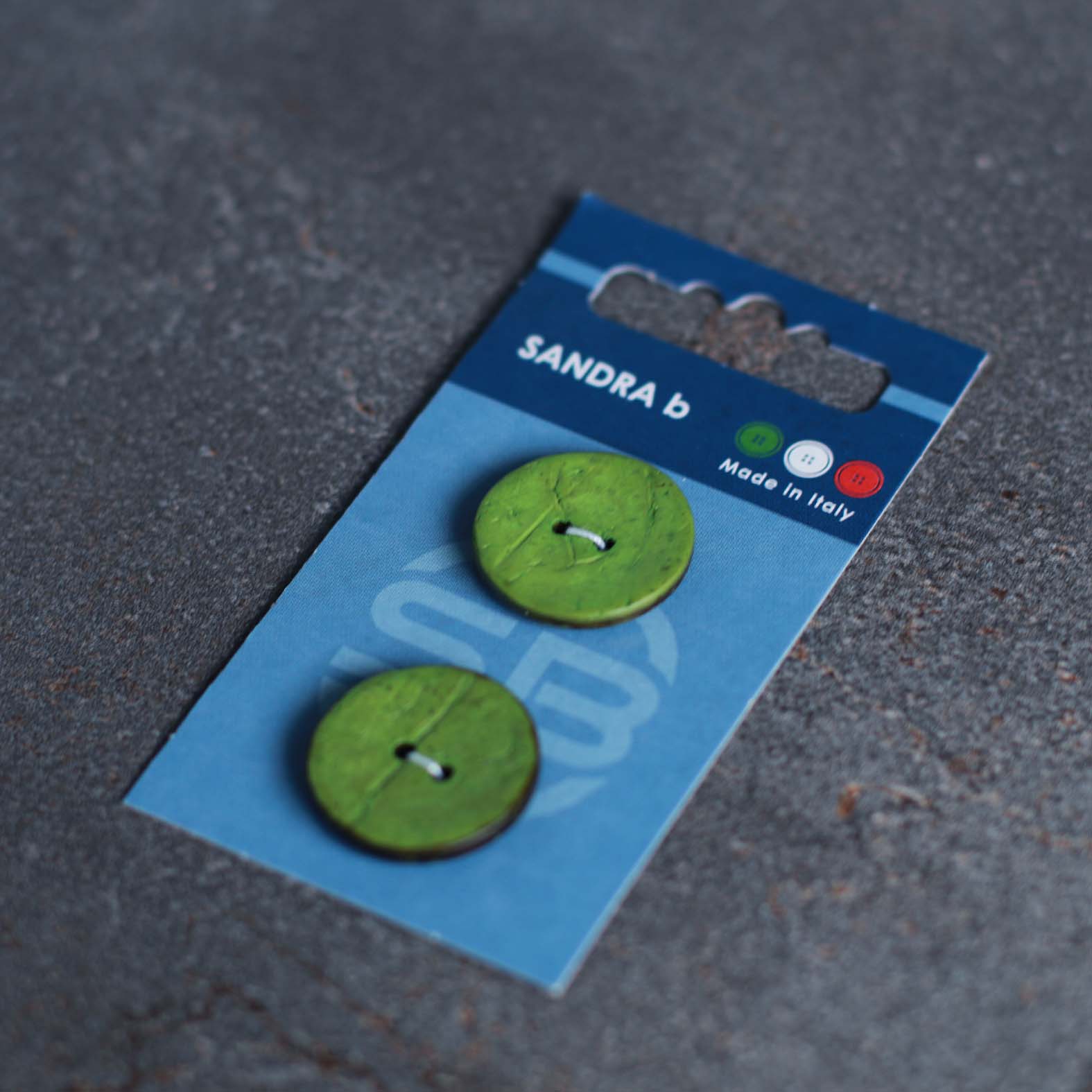 23 mm Coconut Button | Set of 2 | Green