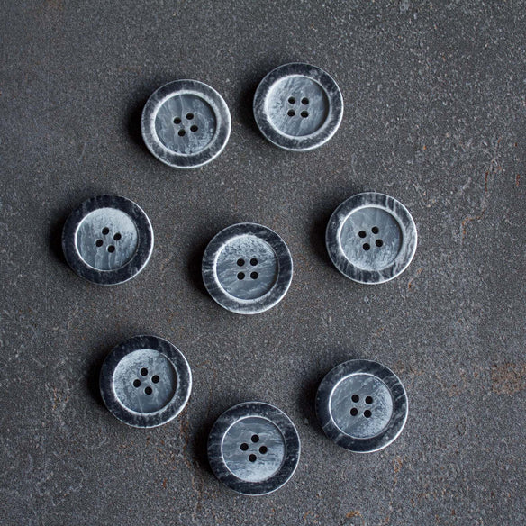 28 mm Grey Wash Button