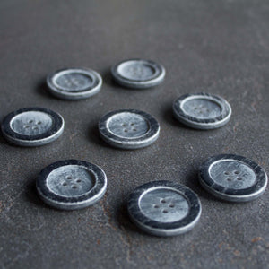 28 mm Grey Wash Button