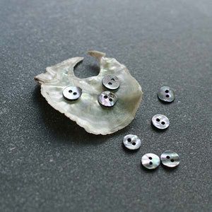 7mm Mother of Pearl Button | Dark