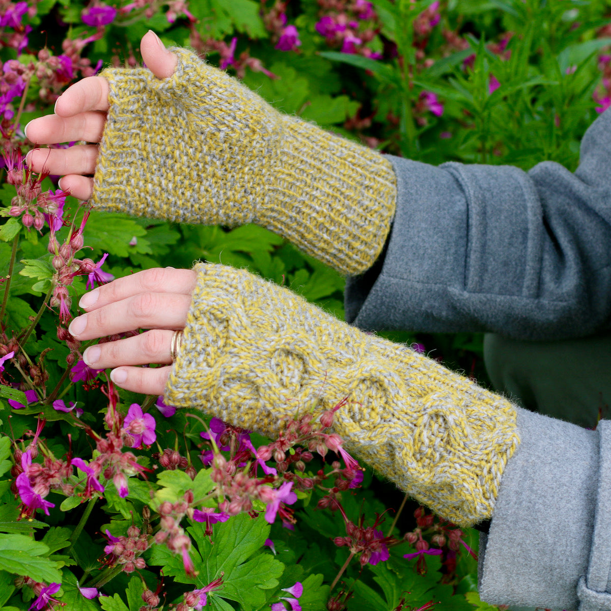 Pattern - Mittens - Topless Finger Mittens - Fingering Weight - 550 –  yarnhygge