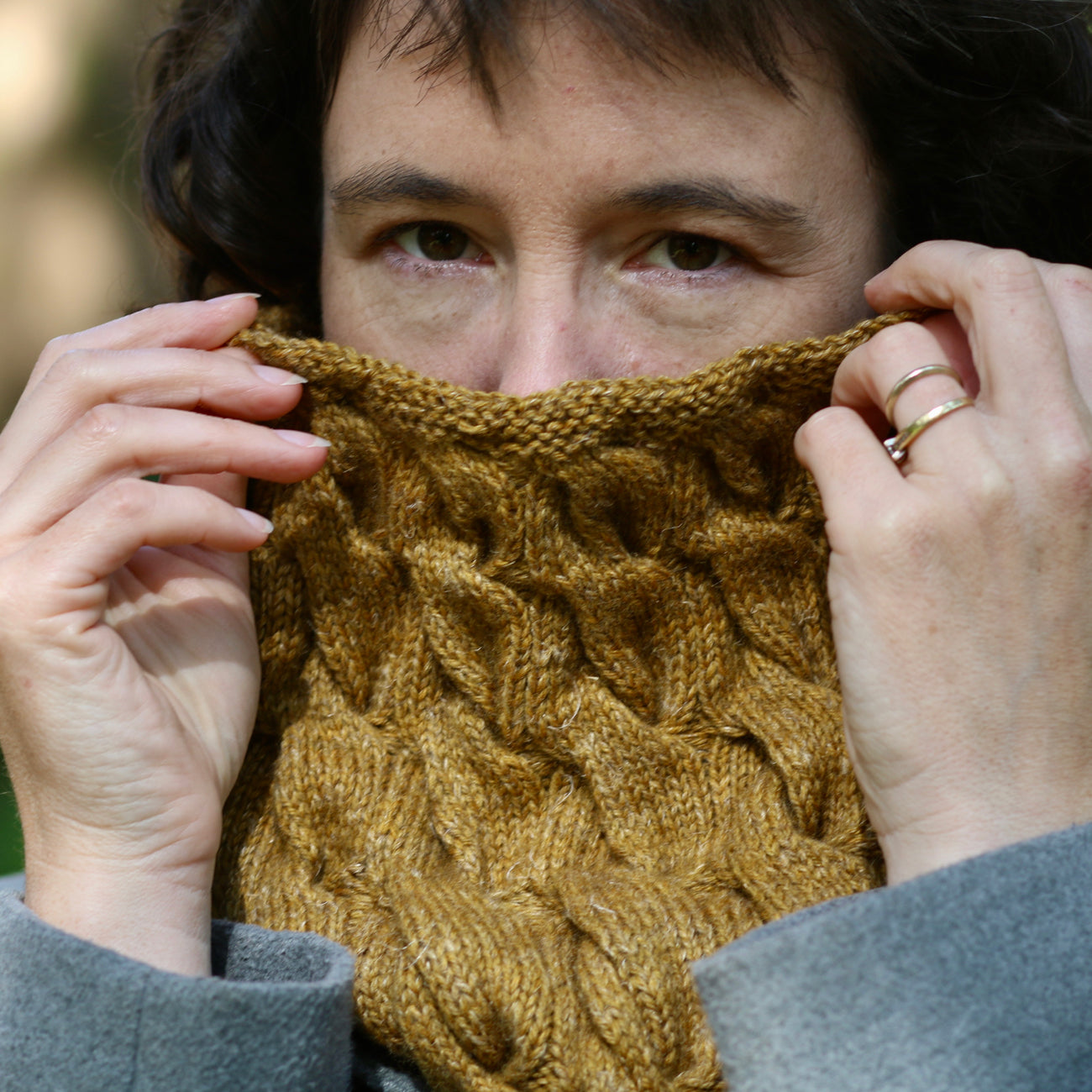 Abys Cowl
