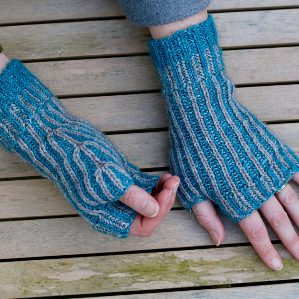 Furrow Mitts Pattern