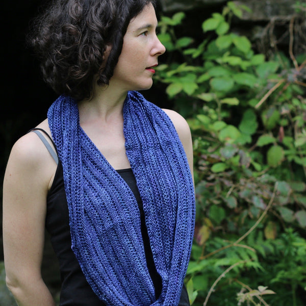 Vesuvius Cowl | Digital Hand-Knitting Pattern | DK Weight - Stolen Stitches