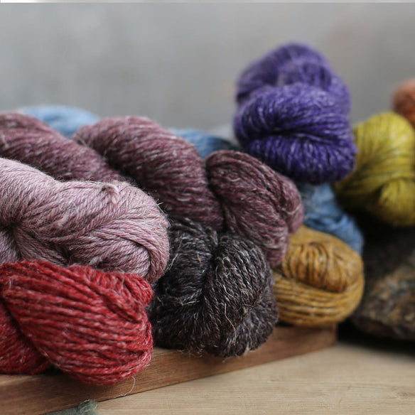 Dark Pearl Nua Yarn Kit