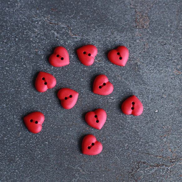 15mm Red Heart Button