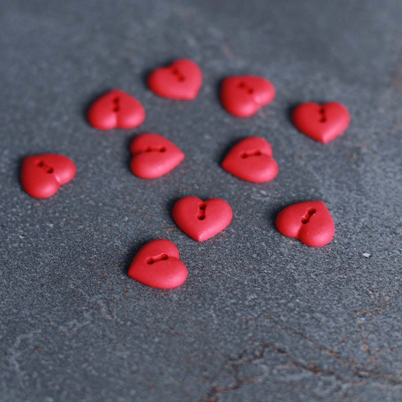 15mm Red Heart Button